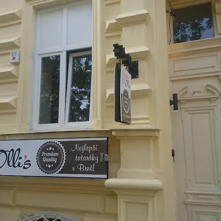 Apartament Ollis *